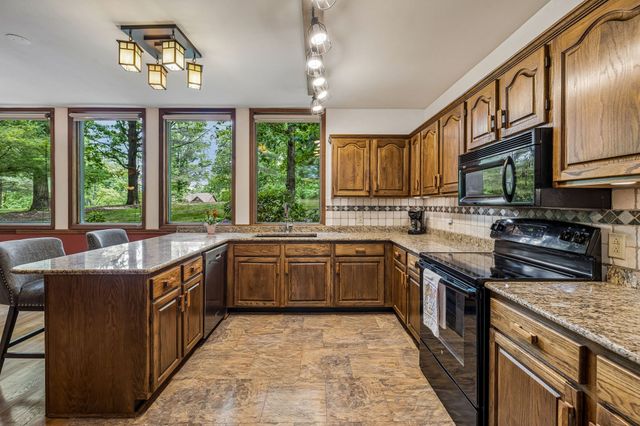 491 Deer Ridge Ln, Nashville, TN 37221