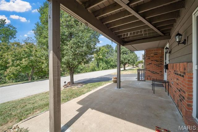 1121 Claytonbrook Court, Ballwin, MO 63011