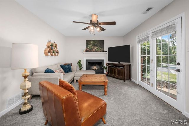 1121 Claytonbrook Court, Ballwin, MO 63011