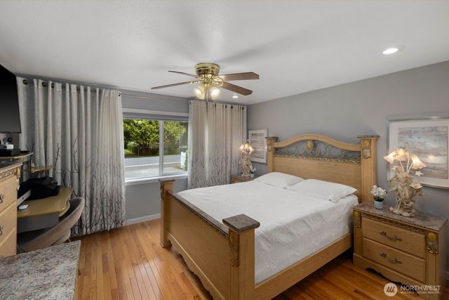 16030 12th Avenue NE, Shoreline, WA 98155