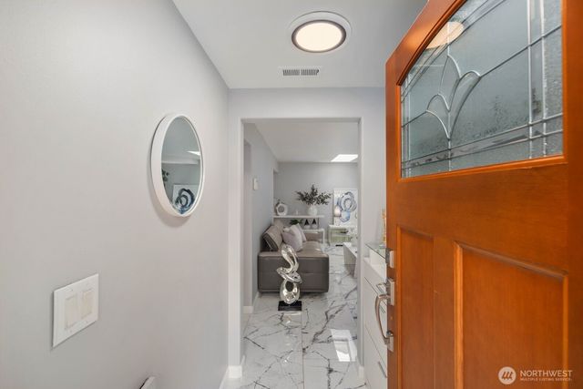 16030 12th Avenue NE, Shoreline, WA 98155