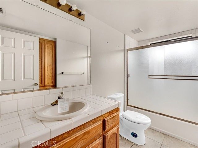 2132 hope Lane, Redding, CA 96003