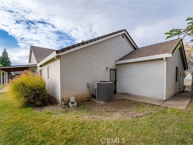 2132 hope Lane, Redding, CA 96003