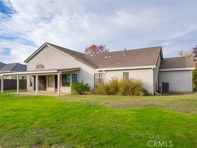 2132 hope Lane, Redding, CA 96003