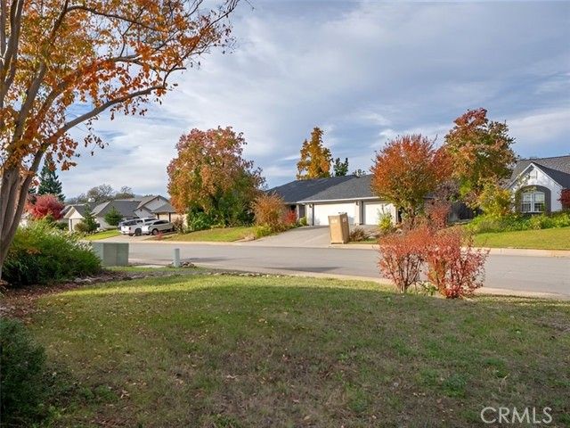 2132 hope Lane, Redding, CA 96003