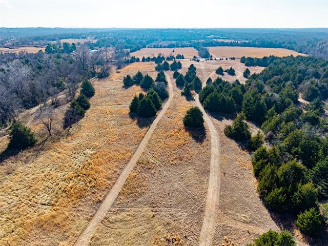 000 E Wilshire Boulevard, Jones, OK 73049