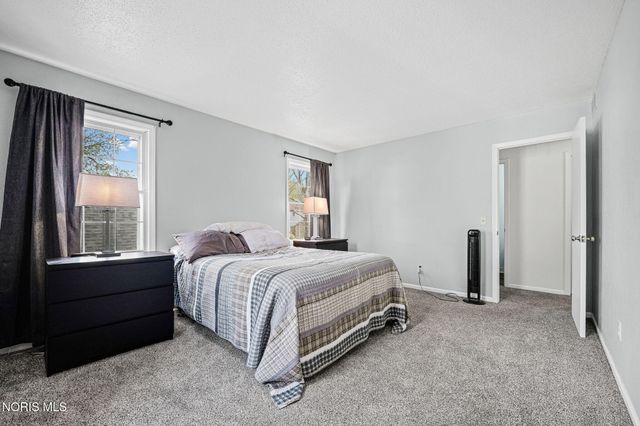 19 Olde Orchard Drive, Perrysburg, OH 43551