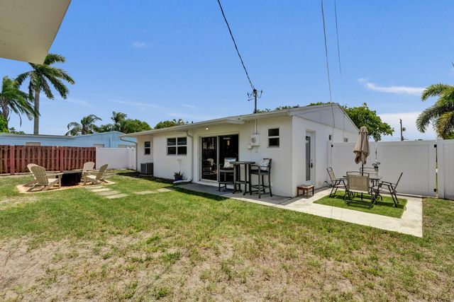 9446 Birmingham Drive, Palm Beach Gardens, FL 33410