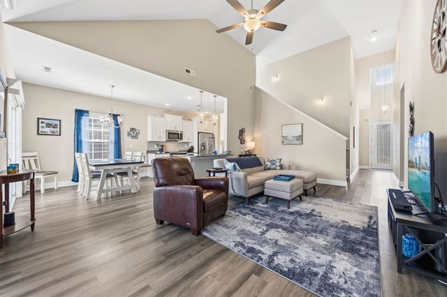 805 Covelo Ln., Myrtle Beach, SC 29579