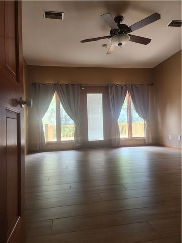 160 Glyndale Circle, Brunswick, GA 31520