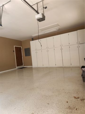 160 Glyndale Circle, Brunswick, GA 31520