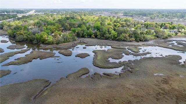 160 Glyndale Circle, Brunswick, GA 31520