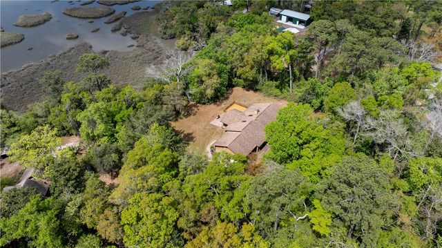 160 Glyndale Circle, Brunswick, GA 31520