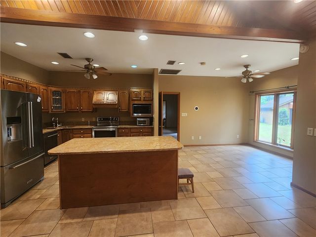 160 Glyndale Circle, Brunswick, GA 31520