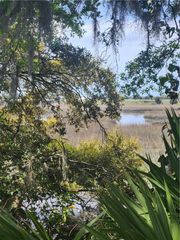 160 Glyndale Circle, Brunswick, GA 31520