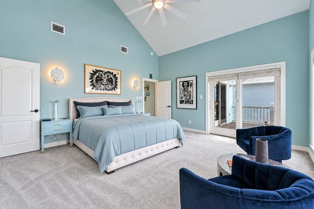 12 Fleming, Hitchcock, TX 77563