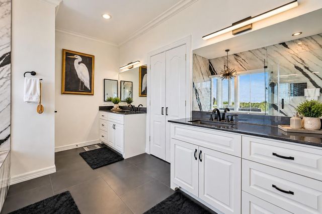 12 Fleming, Hitchcock, TX 77563