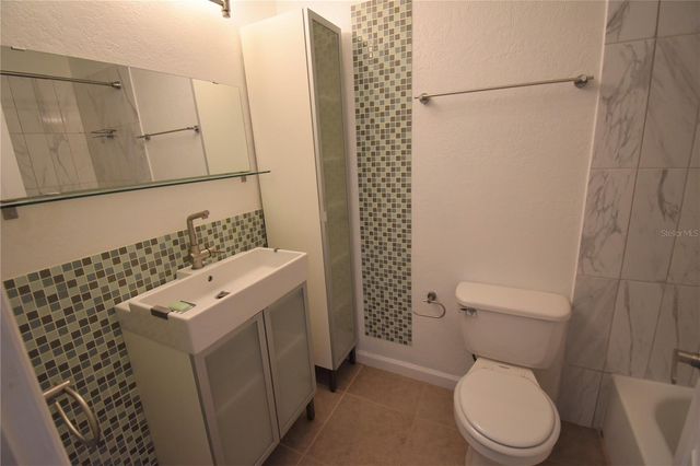 10177 SAILWINDS BOULEVARD S 203, Largo, FL 33773