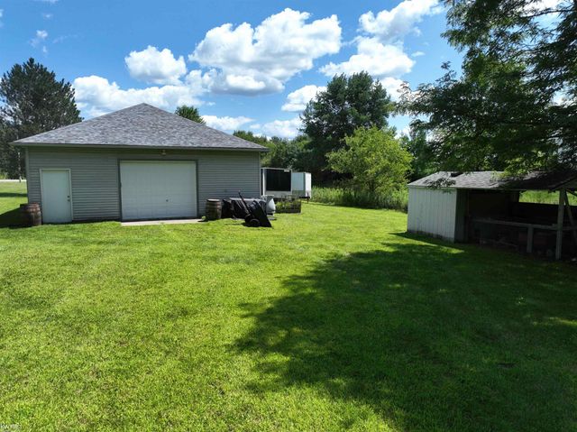 7090 E Hill Road, Atlas Twp, MI 48439