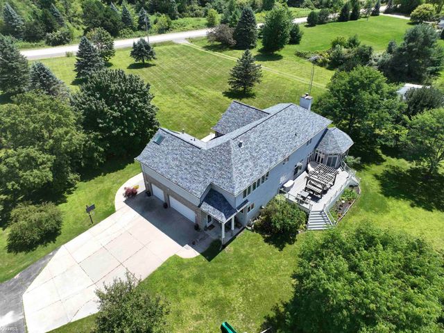 7090 E Hill Road, Atlas Twp, MI 48439