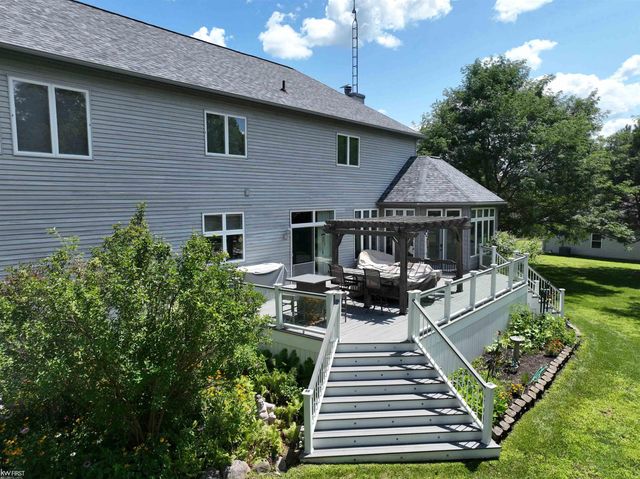 7090 E Hill Road, Atlas Twp, MI 48439