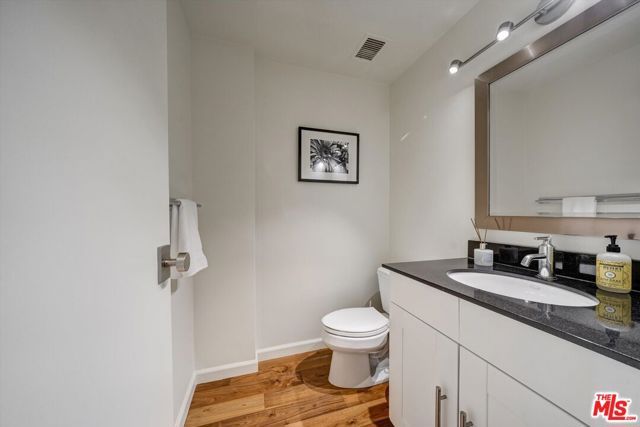 1131 Alta Loma Road 508, West Hollywood, CA 90069