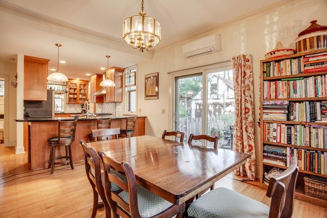 1933 E River Terrace, Minneapolis, MN 55414