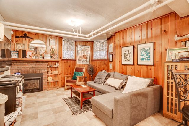 1933 E River Terrace, Minneapolis, MN 55414