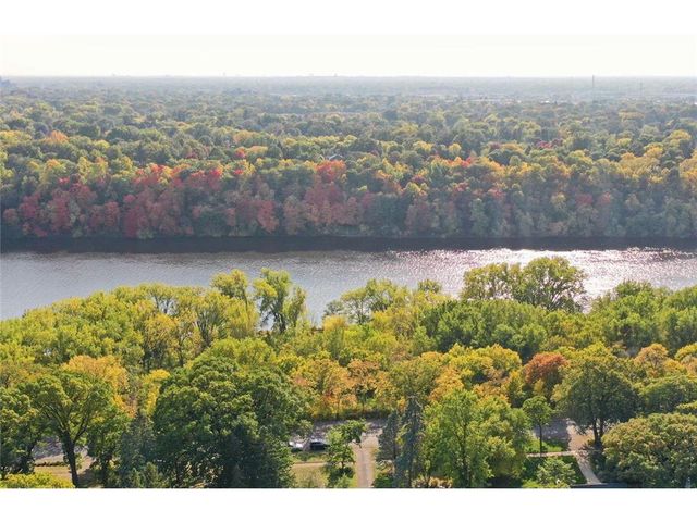 1933 E River Terrace, Minneapolis, MN 55414