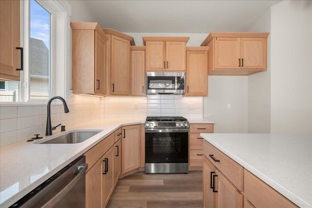 18191 N Morton Ct, Colbert, WA 99005