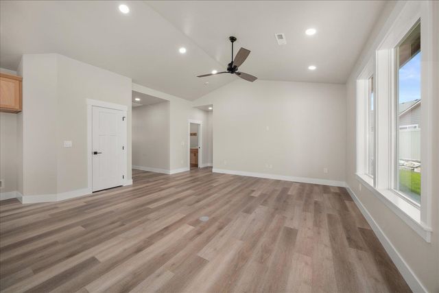 18191 N Morton Ct, Colbert, WA 99005