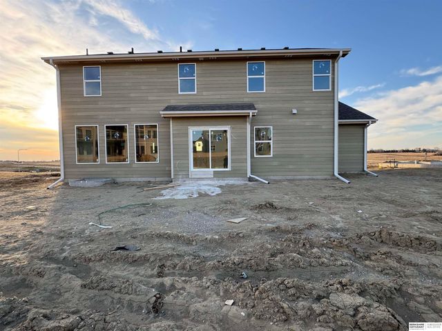 6221 N 210 Street, Elkhorn, NE 68022