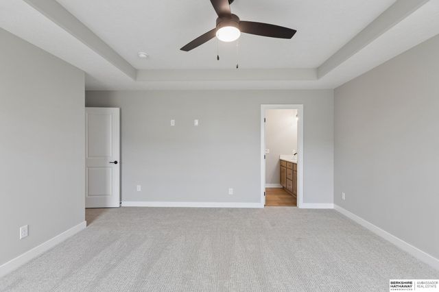 6221 N 210 Street, Elkhorn, NE 68022