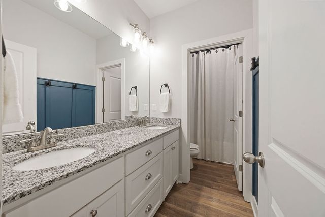 11 Melbourn Drive, Bella Vista, AR 72714