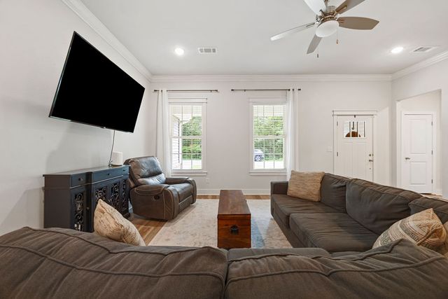 11 Melbourn Drive, Bella Vista, AR 72714