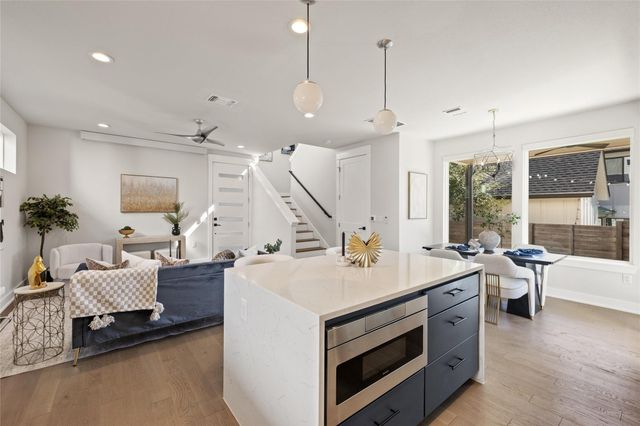 4400 Jinx Ave 2, Austin, TX 78745