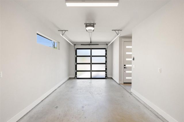 4400 Jinx Ave 2, Austin, TX 78745