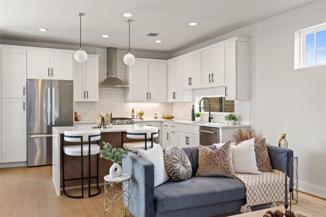 4400 Jinx Ave 2, Austin, TX 78745