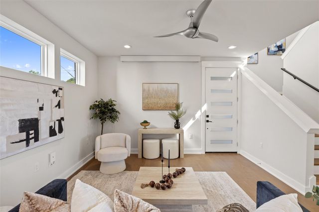 4400 Jinx Ave 2, Austin, TX 78745