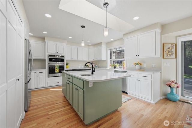 10922 39th Drive SE, Everett, WA 98208