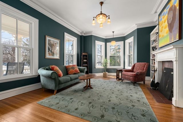 55 Washington Park, Newton, MA 02460