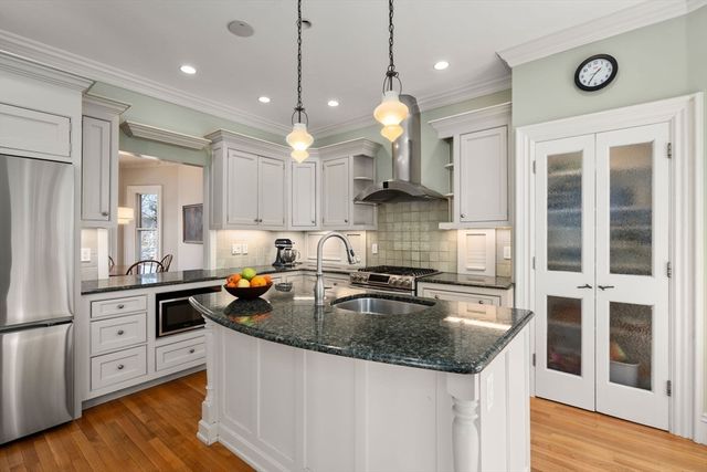 55 Washington Park, Newton, MA 02460