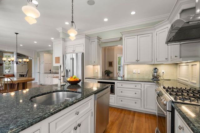 55 Washington Park, Newton, MA 02460