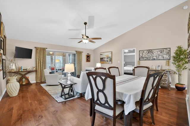 1819 3rd St SW, Waverly, IA 50677