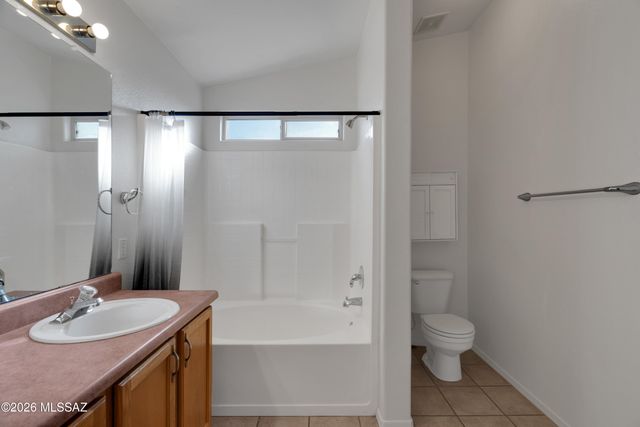 9430 E Pale Blue Topaz Lane, Tucson, AZ 85747