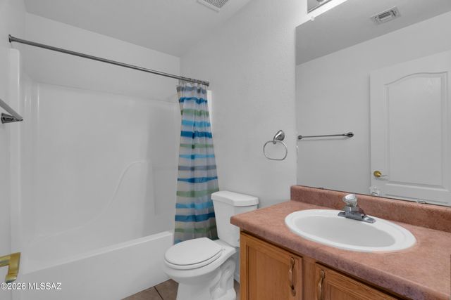 9430 E Pale Blue Topaz Lane, Tucson, AZ 85747