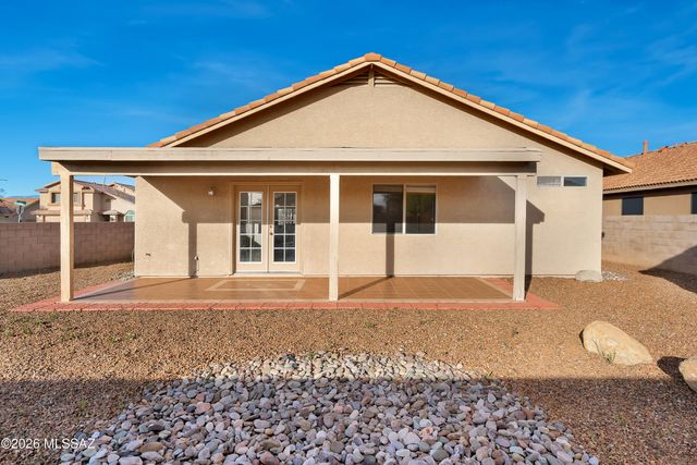 9430 E Pale Blue Topaz Lane, Tucson, AZ 85747
