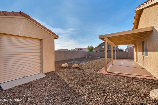 9430 E Pale Blue Topaz Lane, Tucson, AZ 85747