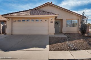 9430 E Pale Blue Topaz Lane, Tucson, AZ 85747
