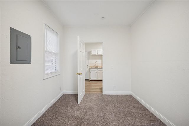 950 Oak Street, Unit 1, Toledo, OH 43605